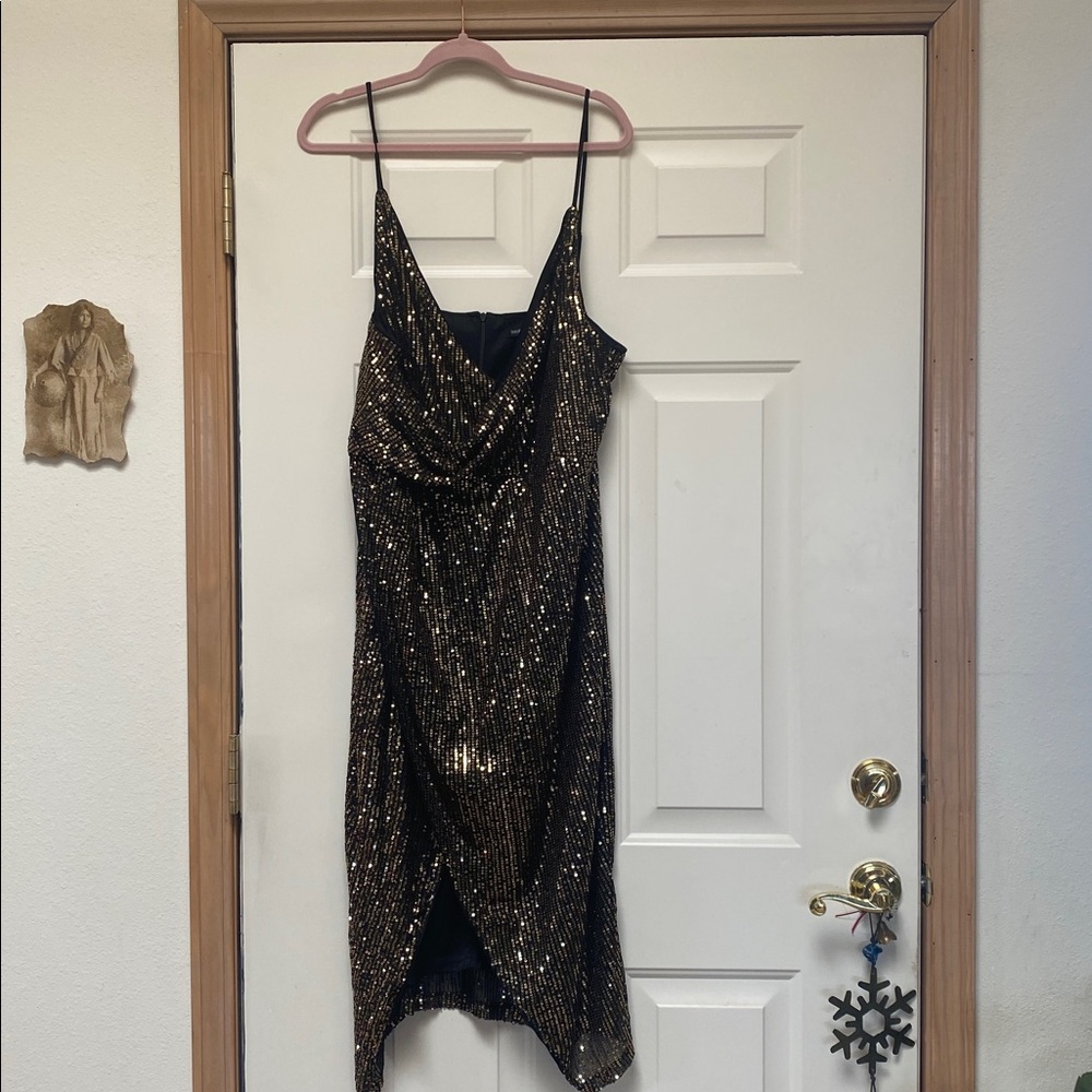 Elegant Black and Gold Sequin Prom Dress